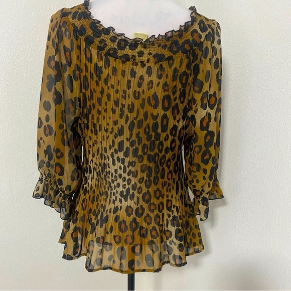 New York City Design Co Petites Leopard Ruffled Translucent Top Size PXL EUC - Picture 5 of 8
